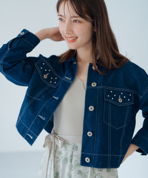 MISCH MASCH(ミッシュマッシュ)の「カシュクールフラワー柄ドッキングワンピース(ワンピース・レディース・グリーン/ホワイト×ブラック・フリ-)」の9枚目の写真