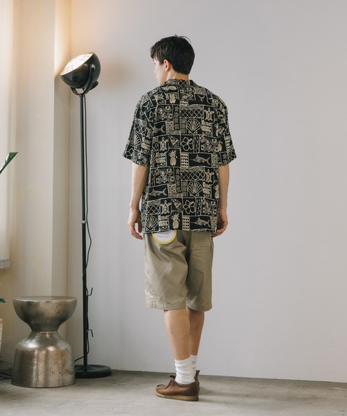 TWO PALMS（トゥーパームス）の「TWO PALMS/トゥーパームス S/S Hawaiian Shirt / Rayon MARLIN シャツ 開襟シャツ オープンカラー（シャツ/ブラウス・メンズ・ブラック・XL/L/M）」の4枚目の写真