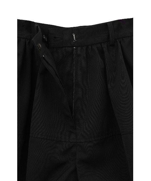 BALLOON SHORT PANTS（その他パンツ）｜CLANE（クラネ）のファッション
