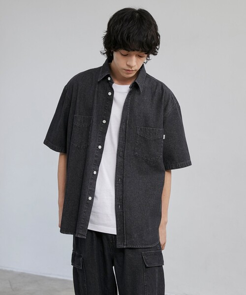 coen(コーエン)の「【C.DENIMS】デニムルーズシャツ(シャツ/ブラウス・メンズ・ダークグレー/ネイビー/ライトブルー・L/M/S)」の4枚目の写真