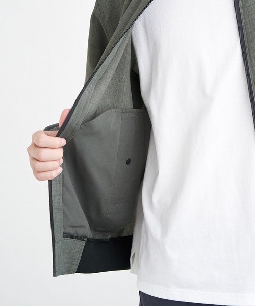 ikka（イッカ）の「【雑誌MonoMax4月号掲載】イージーケアリネンライクブルゾン【親子コーデ】（ブルゾン・メンズ・ネイビー/グレー/ベージュ/チャコール・M/XL/L/S）」の8枚目の写真