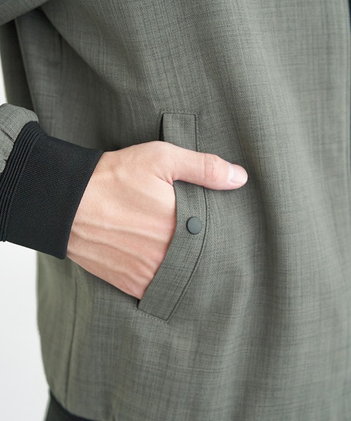 ikka（イッカ）の「【雑誌MonoMax4月号掲載】イージーケアリネンライクブルゾン【親子コーデ】（ブルゾン・メンズ・ネイビー/グレー/ベージュ/チャコール・M/XL/L/S）」の6枚目の写真