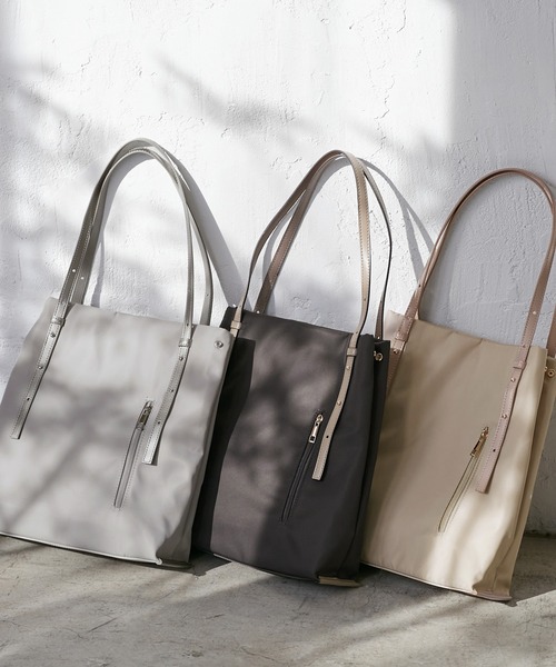 ROPE' PICNIC(ロペピクニック)の「【A4対応・軽量】ショルダーリバーシブルトートバッグバッグ/通勤対応(トートバッグ・レディース・ベージュ系その他/ライトグレー/チャコールグレー・FREE)」の7枚目の写真