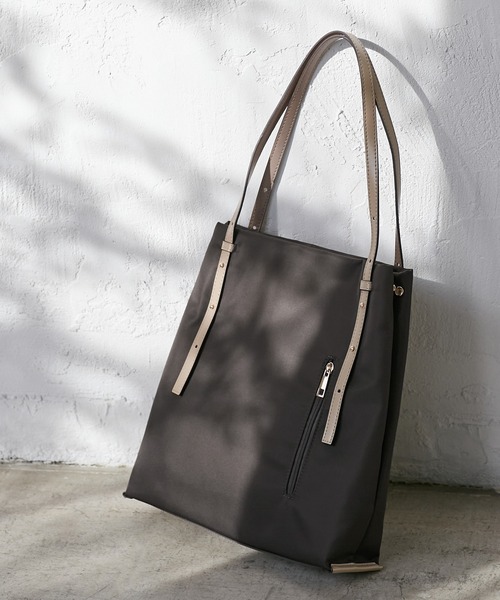 ROPE' PICNIC(ロペピクニック)の「【A4対応・軽量】ショルダーリバーシブルトートバッグバッグ/通勤対応(トートバッグ・レディース・ベージュ系その他/ライトグレー/チャコールグレー・FREE)」の8枚目の写真