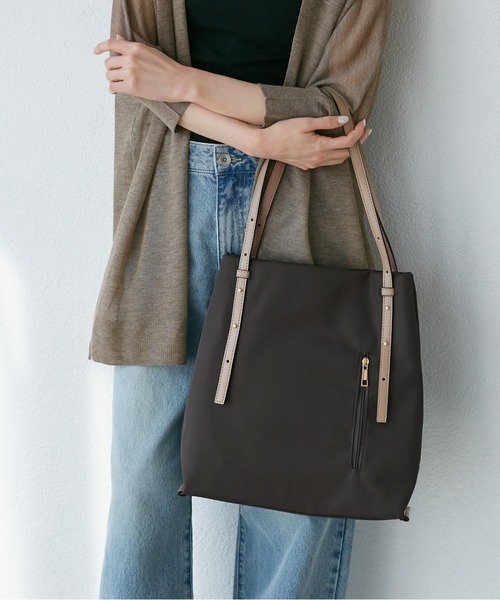 ROPE' PICNIC(ロペピクニック)の「【A4対応・軽量】ショルダーリバーシブルトートバッグバッグ/通勤対応(トートバッグ・レディース・ベージュ系その他/ライトグレー/チャコールグレー・FREE)」の11枚目の写真