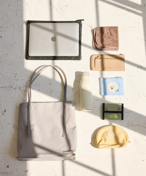 ROPE' PICNIC(ロペピクニック)の「【A4対応・軽量】ショルダーリバーシブルトートバッグバッグ/通勤対応(トートバッグ・レディース・ベージュ系その他/ライトグレー/チャコールグレー・FREE)」の5枚目の写真