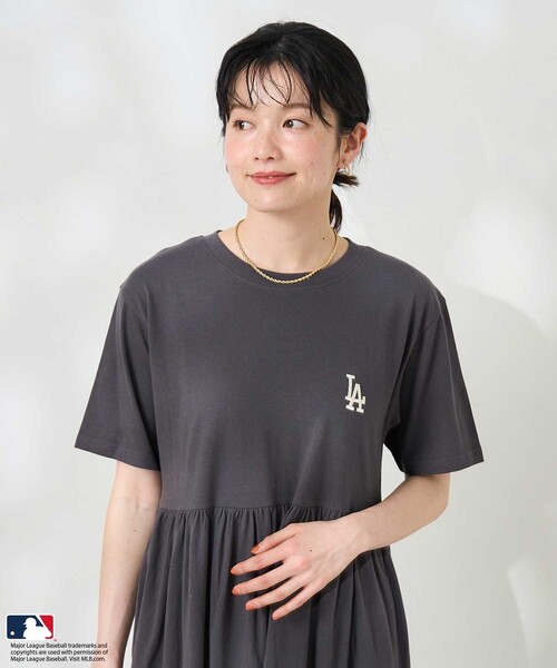 FREAK'S STORE(フリークスストア)の「MLB 切替 Tシャツワンピース(ワンピース・レディース・サックスブルー/チャコール/ネイビー・フリ-)」の8枚目の写真