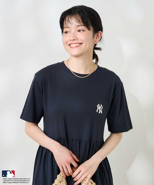 FREAK'S STORE(フリークスストア)の「MLB 切替 Tシャツワンピース(ワンピース・レディース・サックスブルー/チャコール/ネイビー・フリ-)」の17枚目の写真