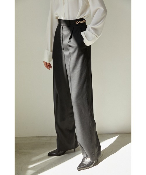 Estella.K(エステラケー)の「Ciara Semi-wide Pants ビットチェーン付きパンツ(スラックス・レディース・キャメル/ライトベージュ/ブラック/グレー・SMALL/MEDIUM)」の11枚目の写真
