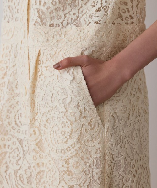 GRACE CONTINENTAL(グレースコンチネンタル)の「コードレースジャンプスーツ(サロペット/オーバーオール・レディース・ベージュ/キナリ・36/38)」の10枚目の写真