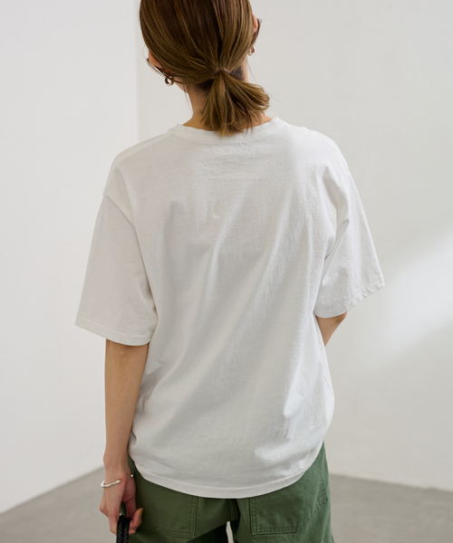 FRAMeWORK(フレームワーク)の「MikeOMeally PHOTO Tシャツ(Tシャツ/カットソー・レディース・ホワイト/ホワイト系その他・FREE)」の21枚目の写真