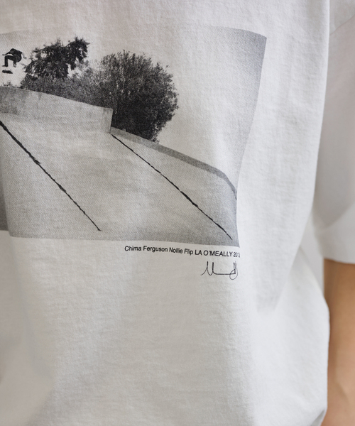 FRAMeWORK(フレームワーク)の「MikeOMeally PHOTO Tシャツ(Tシャツ/カットソー・レディース・ホワイト/ホワイト系その他・FREE)」の19枚目の写真