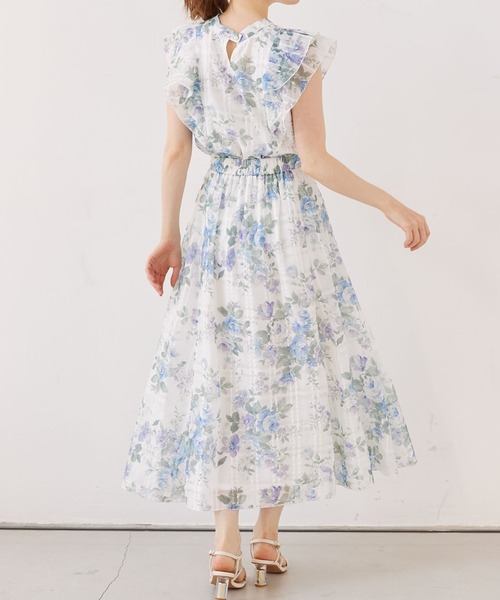 tocco closet（トッコ　クローゼット）の「ガーデンローズプリントシアーチェックフレアスカート（スカート・レディース・ブルー/ピンク・M）」の14枚目の写真