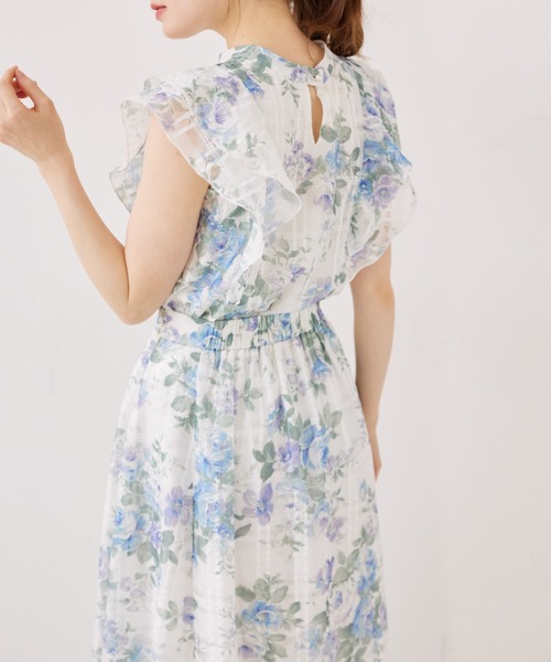 tocco closet（トッコ　クローゼット）の「ガーデンローズプリントシアーチェックフレアスカート（スカート・レディース・ブルー/ピンク・M）」の21枚目の写真