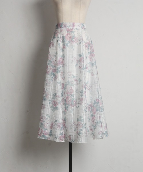 tocco closet（トッコ　クローゼット）の「ガーデンローズプリントシアーチェックフレアスカート（スカート・レディース・ブルー/ピンク・M）」の5枚目の写真