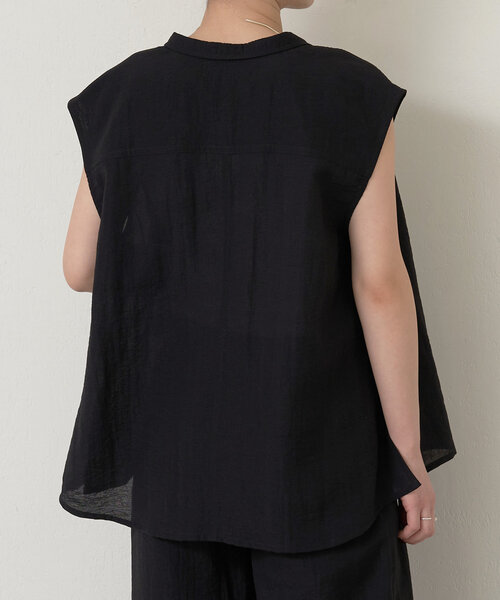 LIVETART（リヴェタート）の「スリットノースリーブシャツ（シャツ/ブラウス・レディース・キャメル/ブラック・FREE）」の8枚目の写真