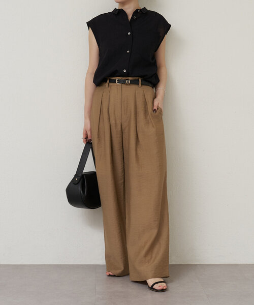 LIVETART（リヴェタート）の「スリットノースリーブシャツ（シャツ/ブラウス・レディース・キャメル/ブラック・FREE）」の9枚目の写真