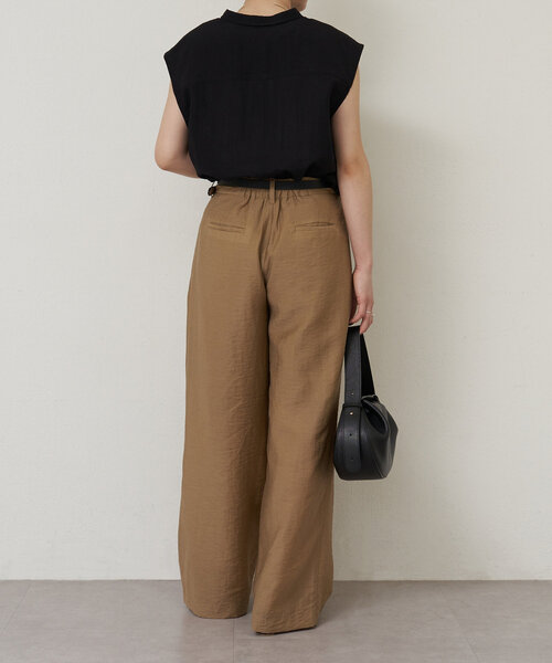 LIVETART（リヴェタート）の「スリットノースリーブシャツ（シャツ/ブラウス・レディース・キャメル/ブラック・FREE）」の10枚目の写真