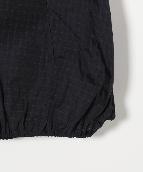 UNITED ARROWS（ユナイテッドアローズ）の「チェックタフタ スリットスリーブ ブルゾン（その他トップス・レディース・ネイビー/ブラック・FREE）」の17枚目の写真