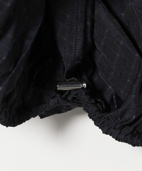 UNITED ARROWS（ユナイテッドアローズ）の「チェックタフタ スリットスリーブ ブルゾン（その他トップス・レディース・ネイビー/ブラック・FREE）」の19枚目の写真