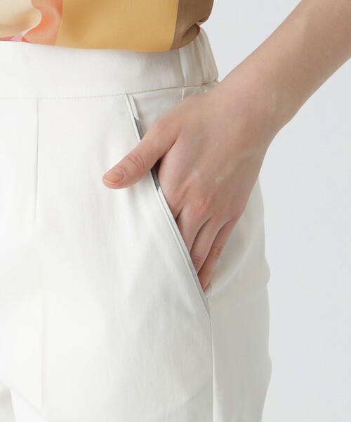 BLUE LABEL CRESTBRIDGE（ブルーレーベルクレストブリッジ）の「マルチヴィンテージツイルテーパードパンツ（その他パンツ・レディース・ベージュ/ブラック/ホワイト・38/36）」の6枚目の写真