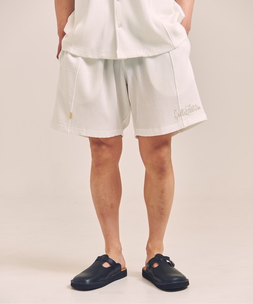 GALLIS ADDICTION(ガリスアディクション)の「GA 切替PLEATS-SHORTS(その他パンツ・メンズ・ホワイト/ブラック・M/L)」の3枚目の写真