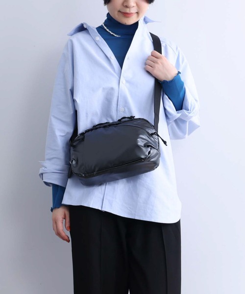 Kanana project(カナナプロジェクト)の「ショルダーバッグ DYL ラポシユ 68541(ショルダーバッグ・レディース・ブラック系その他/ブラウン系その他/ネイビー系・FREE)」の1枚目の写真