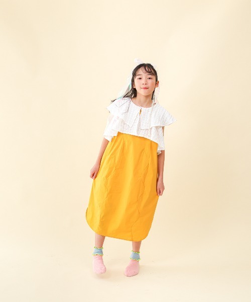 unica（ユニカ）の「カーデ付きウェーブラインワンピース（ワンピース・キッズ・マスタード/レッド/ブラック・M/L/XL/S）」の19枚目の写真