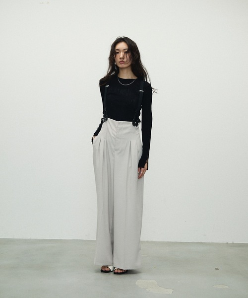 Lutim by u(ルチバイユー)の「Sheer Sleeve Hole Open Tops / シアースリーブホールオープントップス(ニット/セーター・レディース・ホワイト/ブラック/グレイッシュベージュ・FREE)」の13枚目の写真