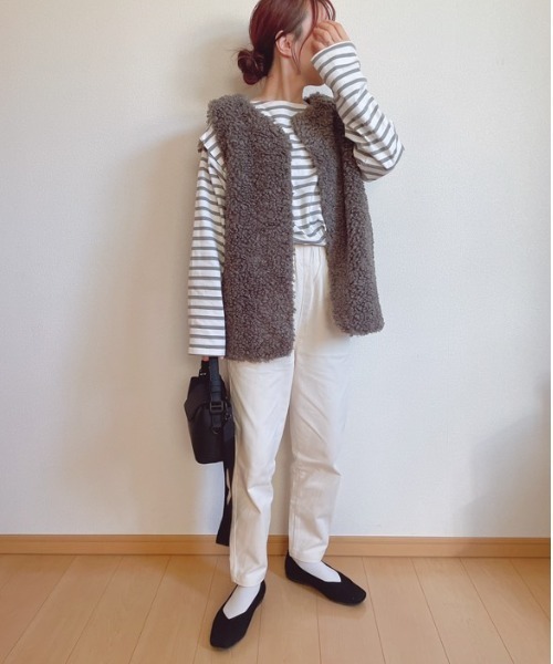 Belle Cie(ベルシー)の「ラインを拾わずすっきり見え テーパードチノパン 春コーデ(チノパンツ・レディース・アイボリー/ブラック/ベージュ/ホワイト・M/L/XL/S)」の10枚目の写真
