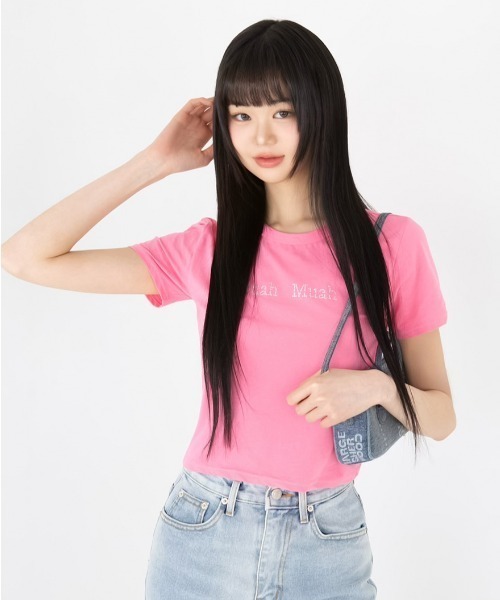 muahmuah(ムーアムーア)の「A'GEM/9 × .kom 『muah muah/ムーアムーア』HOT FIX LOGO HALF T-SHIRT/ホットフィックスロゴ TEE(Tシャツ/カットソー・レディース・ホワイト/ピンク/チャコールグレー・FREE)」の22枚目の写真