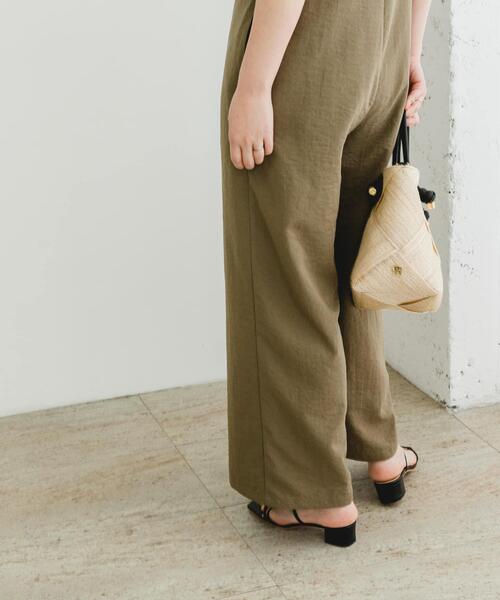 F by ROSSO(エフバイロッソ)の「F by ROSSO フレアスリーブオールインワン(サロペット/オーバーオール・レディース・チャコールグレー/カーキ・36/38)」の4枚目の写真