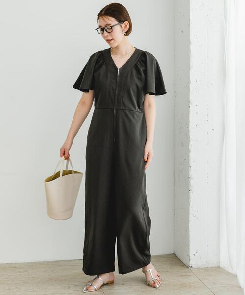 F by ROSSO(エフバイロッソ)の「F by ROSSO フレアスリーブオールインワン(サロペット/オーバーオール・レディース・チャコールグレー/カーキ・36/38)」の17枚目の写真