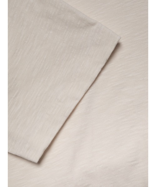 Nudie Jeans(ヌーディージーンズ)の「Nudie Jeans/ヌーディージーンズ Roy Heavy Slub T-Shirt / ポケットTシャツ(Tシャツ/カットソー・メンズ・スミクロ/アイボリー/ダークブルー・S/M/L/XL)」の9枚目の写真