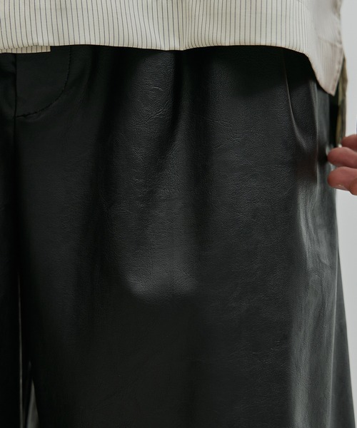 UNITED TOKYO（ユナイテッドトウキョウ）の「ライトレザーショーツ（その他パンツ・メンズ・ブラック・2/1）」の6枚目の写真