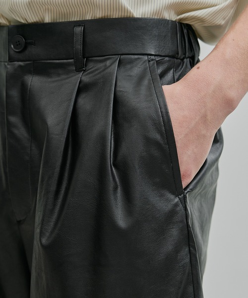 UNITED TOKYO（ユナイテッドトウキョウ）の「ライトレザーショーツ（その他パンツ・メンズ・ブラック・2/1）」の8枚目の写真