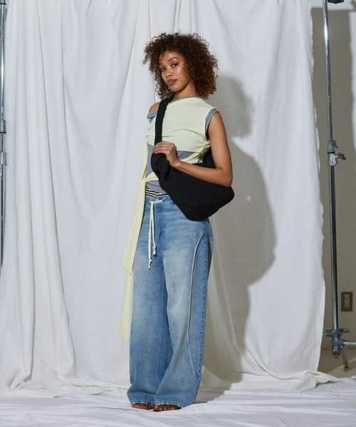 FIG&VIPER（フィグアンドバイパー）の「キルティングBIGショルダーバッグ（ショルダーバッグ・レディース・ブラック/ライトブルー・FREE）」の9枚目の写真