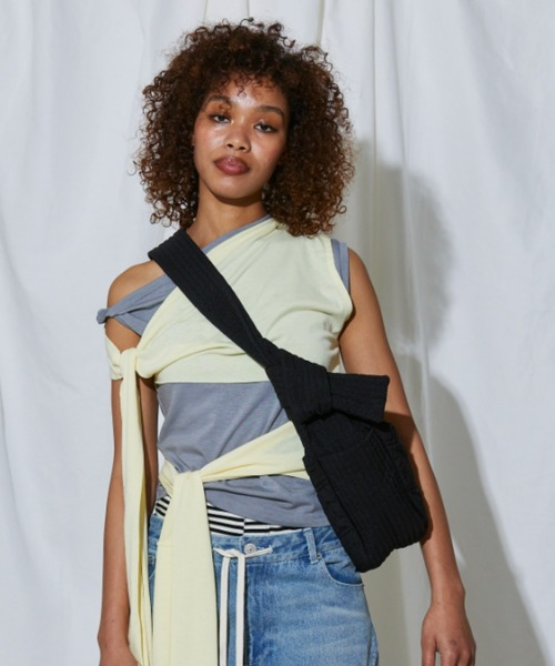 FIG&VIPER（フィグアンドバイパー）の「キルティングBIGショルダーバッグ（ショルダーバッグ・レディース・ブラック/ライトブルー・FREE）」の8枚目の写真