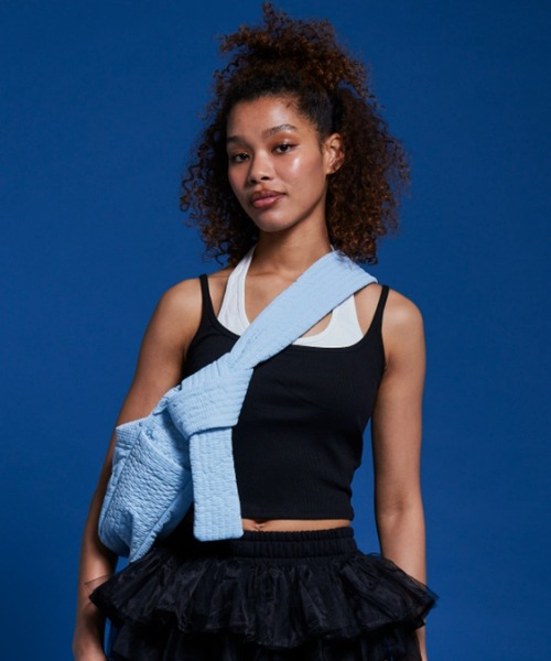 FIG&VIPER（フィグアンドバイパー）の「キルティングBIGショルダーバッグ（ショルダーバッグ・レディース・ブラック/ライトブルー・FREE）」の7枚目の写真