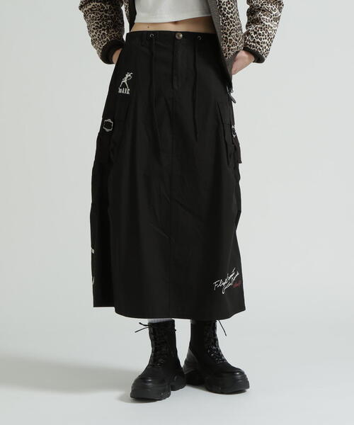 AVIREX（アヴィレックス）の「FLYING TIGERS PRINT SKIRT/フライングタイガープリントスカート（スカート・レディース・ブラック/アイボリー/ライム・F）」の3枚目の写真