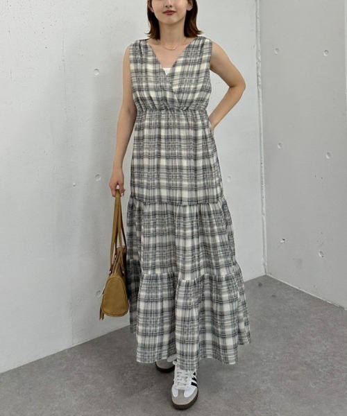 archives（アルシーヴ）の「’アソート２ｗａｙカシュクールノースリワンピース’（ワンピース・レディース・グリーン/アイボリー/ブラック/グレー・MEDIUM）」の18枚目の写真