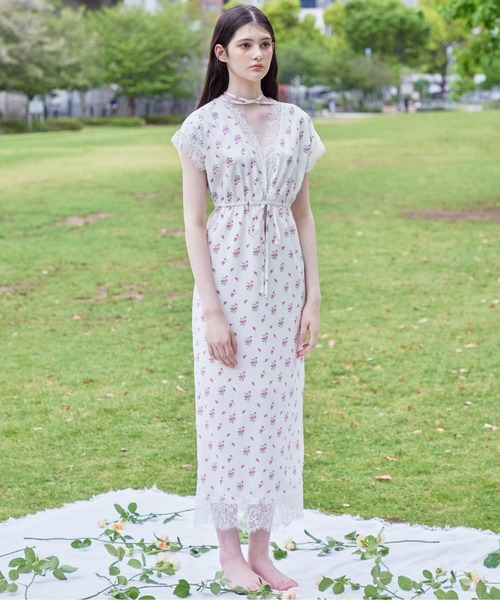 etre loin（エトルワン）の「Lace trimming flower dress（ワンピース
