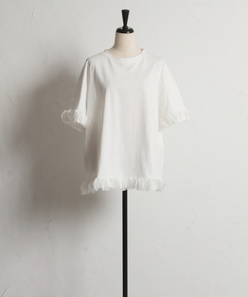 tocco closet(トッコ クローゼット)の「【ZOZO限定】同色パールフリルチュールトップス(Tシャツ/カットソー・レディース・ホワイト/ブラック・M)」の4枚目の写真