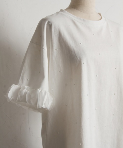 tocco closet(トッコ クローゼット)の「【ZOZO限定】同色パールフリルチュールトップス(Tシャツ/カットソー・レディース・ホワイト/ブラック・M)」の8枚目の写真