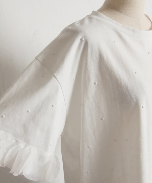 tocco closet(トッコ クローゼット)の「【ZOZO限定】同色パールフリルチュールトップス(Tシャツ/カットソー・レディース・ホワイト/ブラック・M)」の10枚目の写真