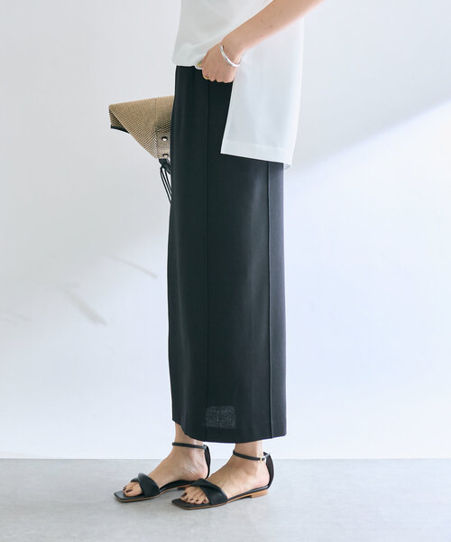 RIVE DROITE(リヴドロワ)の「【接触冷感/ウォッシャブル】ピンタックナロースカート(スカート・レディース・オフホワイト/ブラック/ベージュ・38/36)」の18枚目の写真