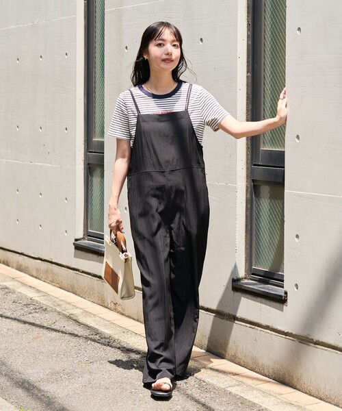 FREAK'S STORE(フリークスストア)の「<接触冷感/大きいサイズあり>SUMMERCOOL バックリボン サロペット(サロペット/オーバーオール・レディース・グレー/ブルー/ブラック・LARGE/フリ-)」の4枚目の写真