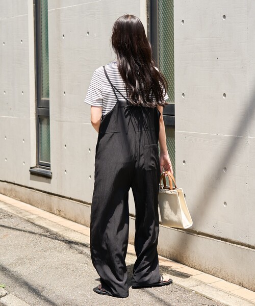 FREAK'S STORE(フリークスストア)の「<接触冷感/大きいサイズあり>SUMMERCOOL バックリボン サロペット(サロペット/オーバーオール・レディース・グレー/ブルー/ブラック・LARGE/フリ-)」の6枚目の写真