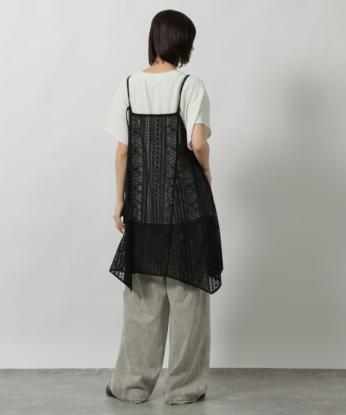 LAKOLE（ラコレ）の「布帛プリントT / 571205（Tシャツ/カットソー・レディース・オフホワイト/ブラウン/ライトブルー/ブラック・FREE）」の22枚目の写真