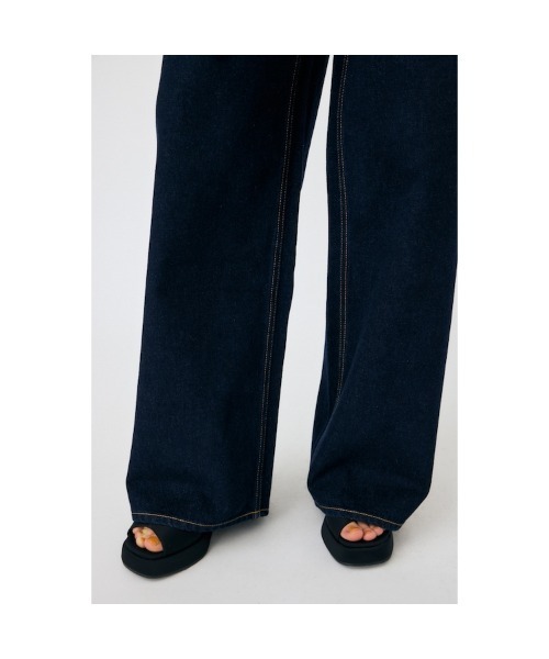 MOUSSY(マウジー)の「CROSS WAIST WIDE STRAIGHT/クロスウエストワイドストレートデニム(デニムパンツ・レディース・ブルー/ライトブルー/ダークブルー/ブラック・0/1/2)」の14枚目の写真